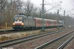 ES 64 U2 - 029 (182 529-8) MRCE Dispolok GmbH fr ODEG - Ostdeutsche Eisenbahn GmbH stand zusammen mit der 182 912-6 und einer BB/ODEG Garnitur in Jterbog.