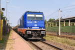 Raildox GmbH a Co. KG/620285/76-110-0-raildox-gmbh--co 76 110-0 Raildox GmbH & Co. KG mit einem Schwellenzug in Großwudicke und fuhr weiter in Richtung Rathenow. 21.07.2018