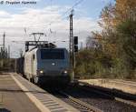 E 37511 Captrain Deutschland GmbH fr TWE - Teutoburger Wald-Eisenbahn AG mit einem leeren Rhrenwagenzug in Uelzen und fuhr in Richtung Lneburg weiter. 18.10.2013