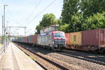 PKP Cargo/614914/eu46-513-5370-025-6-pkp-cargo-sa EU46-513 (5370 025-6) PKP CARGO S.A. mit einem Containerzug in Friesack und fuhr weiter in Richtung Wittenberge. 14.06.2018