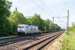 386 009-5 METRANS Rail s.r.o. mit einem Containerzug in Friesack und fuhr weiter in Richtung Nauen. 19.05.2018