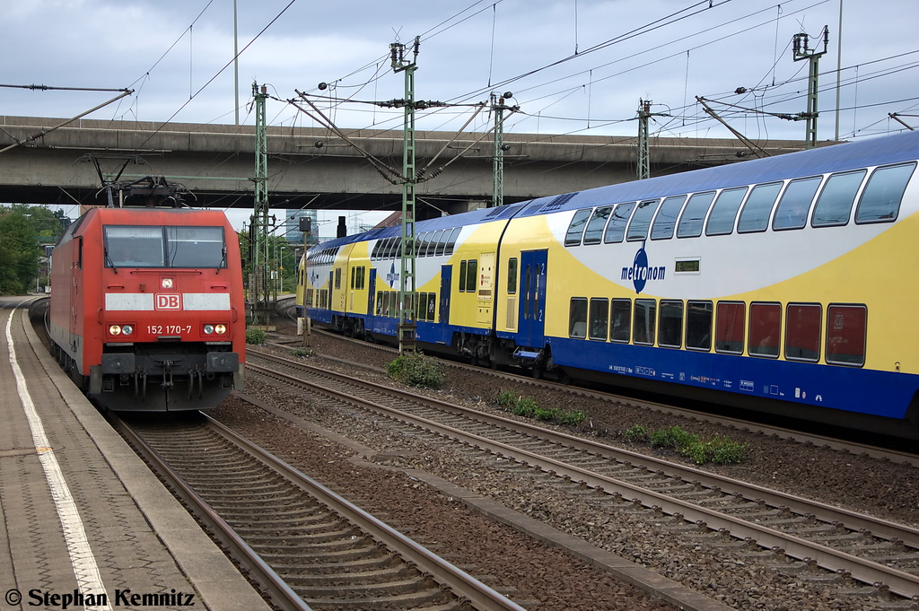 152 170-7 DB Schenker Rail Deutschland AG kommt als Lz durch Hamburg-Harburg gefahren. 13.09.2012