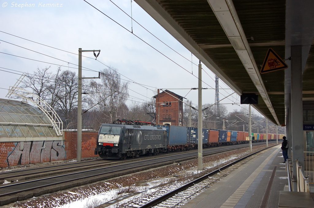 ES 64 F4 - 209 (189 209-0) MRCE Dispolok GmbH fr CTL Logistics GmbH mit einem Containerzug in Rathenow und nach dem Halt am rotem Signal ging es in Richtung Stendal weiter. 22.02.2013