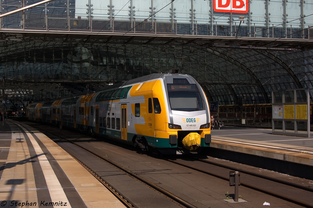 ET 445.103 (445 103-5) ODEG - Ostdeutsche Eisenbahn GmbH als RE2 (RE 37359) von Cottbus nach Bad Kleinen im Berliner Hbf. 15.06.2013