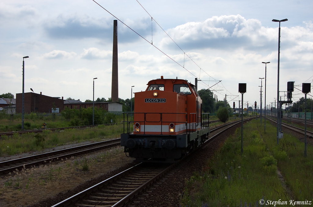 LOCON 212 (293 503-9) LOCON LOGISTIK & CONSULTING AKTIENGESELLSCHAFT als Lz in Rathenow und fuhr in Richtung Wustermark weiter. 13.06.2012