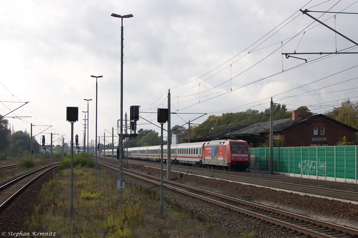 101 118-8  GLACIER EXPRESS unvergessliCH  mit dem IC 2385 von Berlin Ostbahnhof nach Karlsruhe Hbf in Rathenow. 17.10.2014