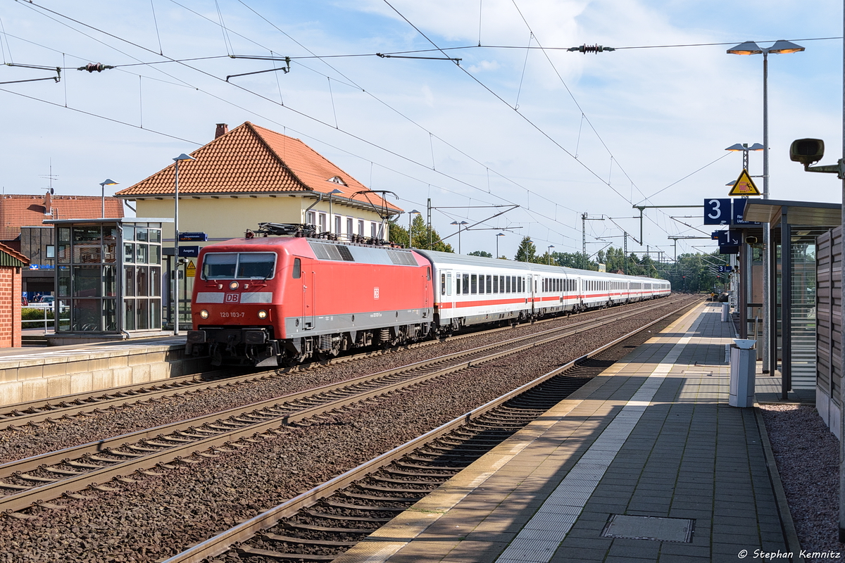 120 103-7 mit dem IC 2374  Wattenmeer  von Karlsruhe Hbf nach Westerland(Sylt) in Bienenbüttel. 05.09.2017
