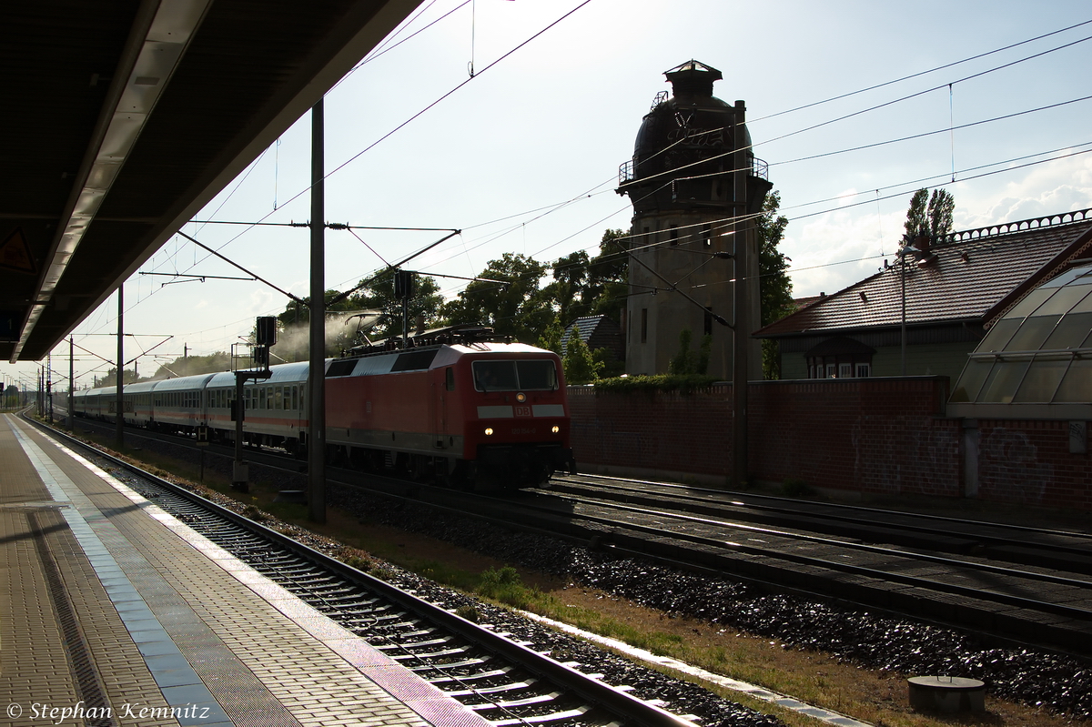 120 154-0 mit dem IC 1922 von Stuttgart Hbf nach Berlin Südkreuz, bei der Durchfahrt in Rathenow. Netten Gruß zurück an den Tf! 09.05.2014