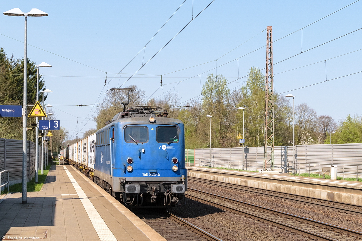 140 824-4 EGP - Eisenbahngesellschaft Potsdam mbH mit einem Containerzug in Bienenbüttel und fuhr weiter in Richtung Uelzen. Netten Gruß an den Tf! 20.04.2018