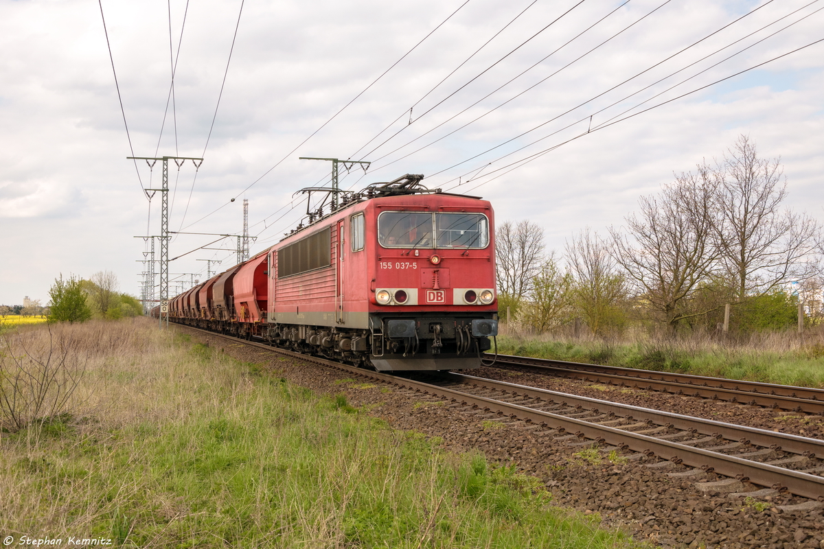155 037-5 DB Cargo mit einem leer Kalizug in Stendal und fuhr weiter in Richtung Magdeburg. 29.04.2016