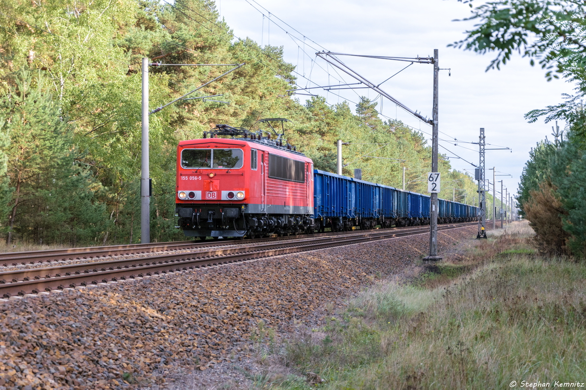 155 056-5 DB Cargo mit dem Kokszug GM 98368 bei Friesack in Richtung Wittenberge. 20.09.2016