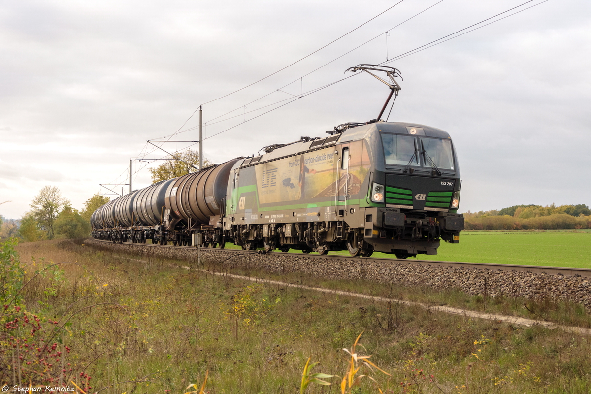 193 207 ELL - European Locomotive Leasing für LTE Germany GmbH mit dem Kesselzug DSG 44393 von Hamburg Hohe Schaar nach Decin vychod in Stendal. 29.10.2016