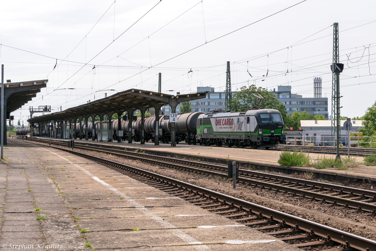 193 218-5 ELL - European Locomotive Leasing für OHE Cargo GmbH mit einem Kesselzug in Magdeburg-Neustadt und fuhr weiter in Richtung Biederitz. 17.06.2015