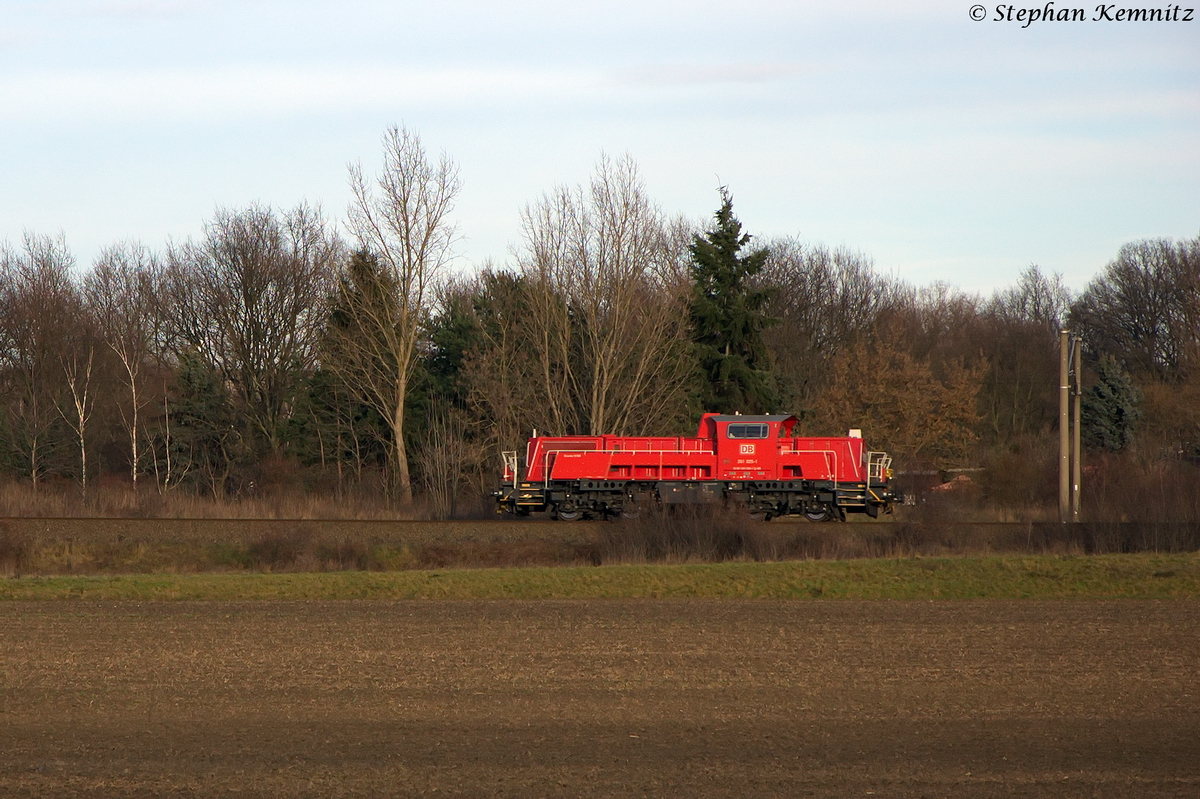 261 025-1 DB Schenker Rail Deutschland AG kam solo durch Stendel(Wahrburg) gefahren und war auf dem Weg nach Niedergrne gewesen, um dort einen Gterzug zu holen. 27.12.2013