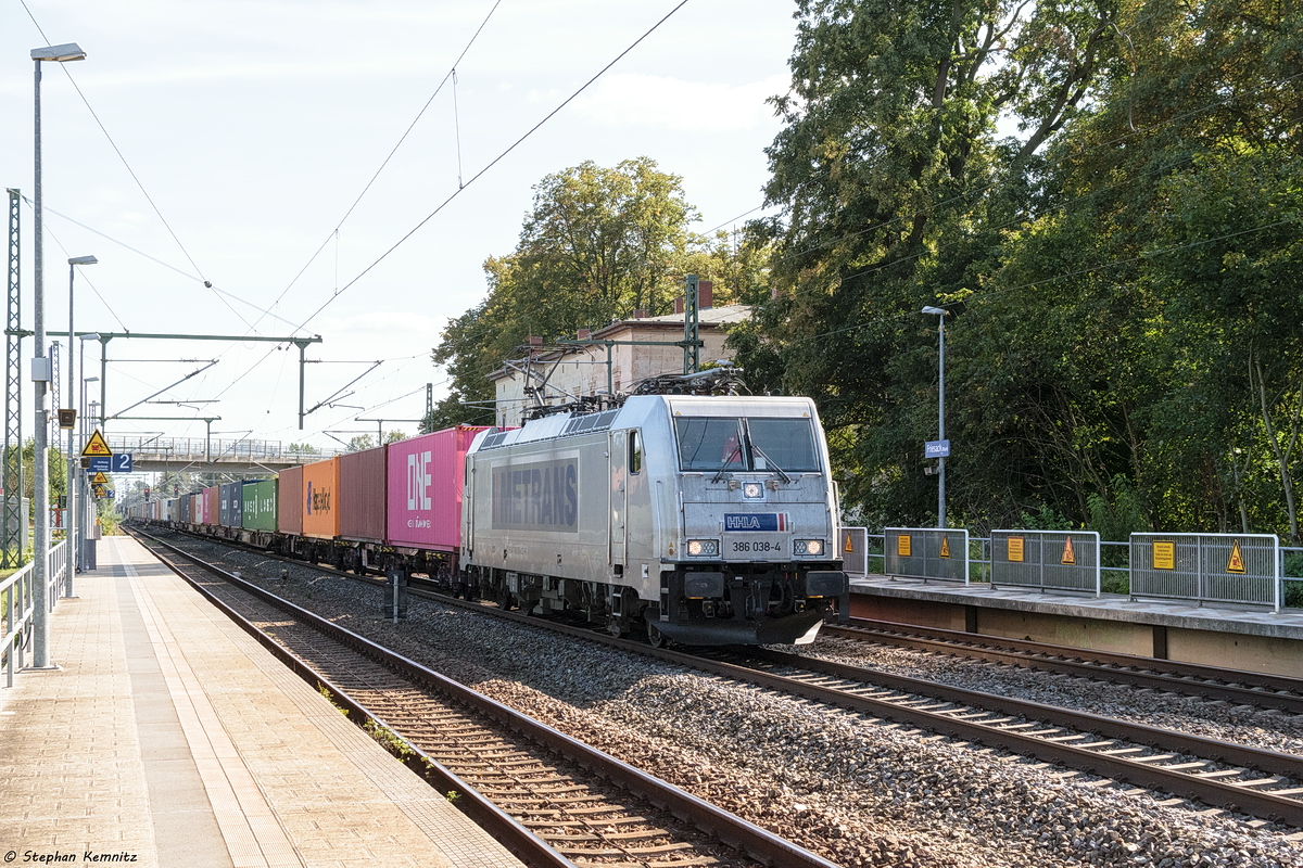 386 038-4 METRANS Rail s.r.o. mit einem Containerzug in Friesack und fuhr weiter in Richtung Wittenberge. 14.09.2019