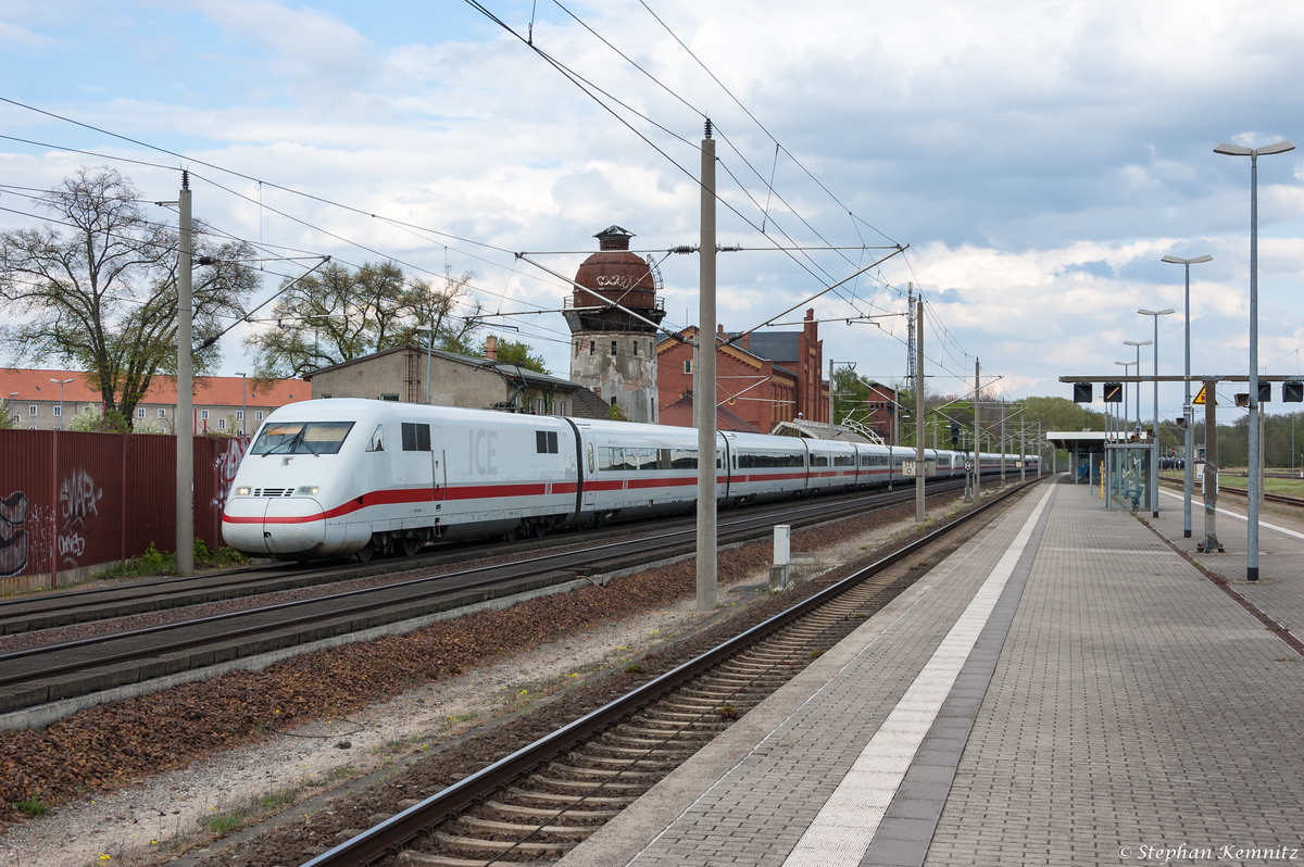 402 006-1  Magdeburg  als ICE 544 von Berlin Hbf (tief) nach Köln Hbf & 402 001-2  Rheinsberg  als ICE 554 von Berlin Hbf (tief) nach Köln Hbf in Rathenow. 30.04.2015