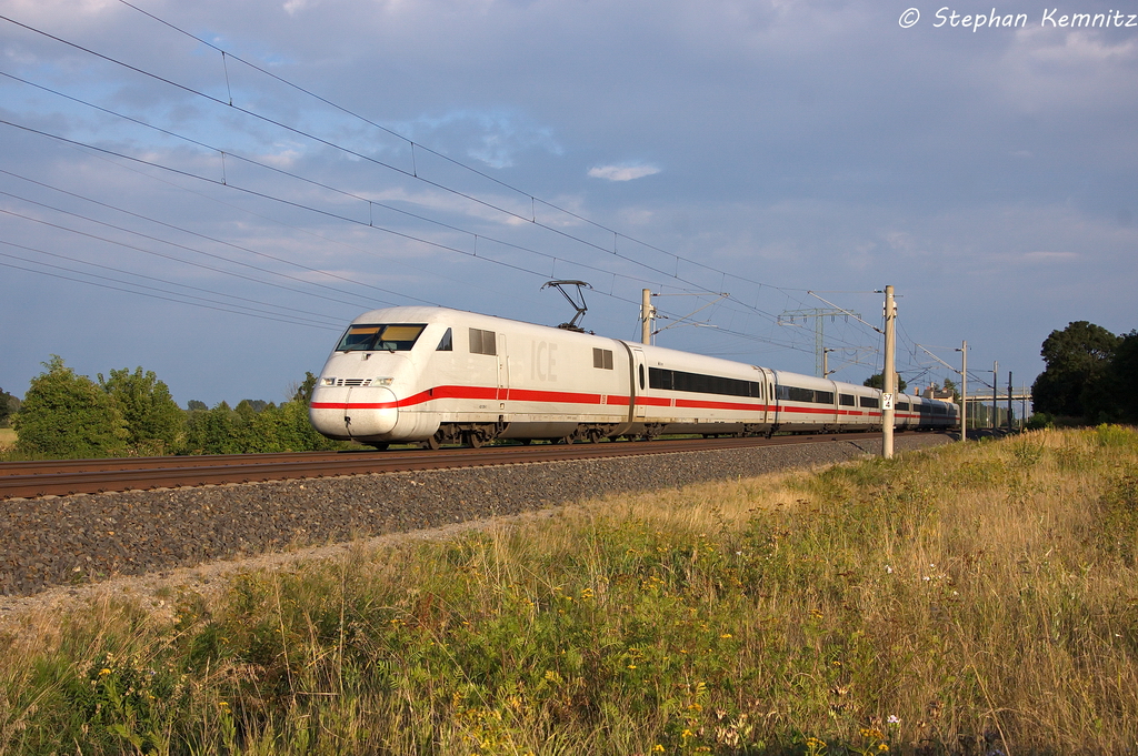 402 039-2  Essen  als ICE 706 von Berlin Sdkreuz nach Hamburg-Altona in Vietznitz. 17.08.2013