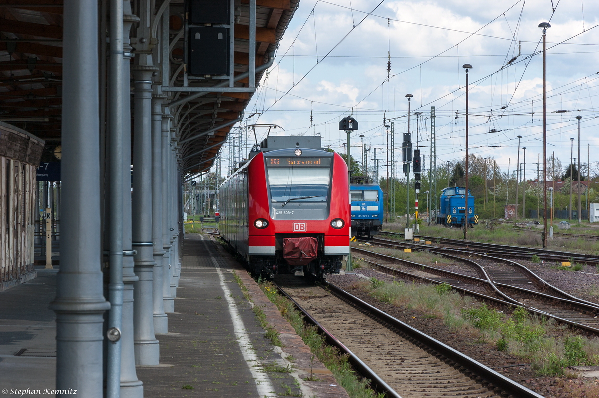 425 509-7 S-Bahn Mittelelbe als RB32 (RB 17572) von Stendal nach Salzwedel in Stendal. 02.05.2015