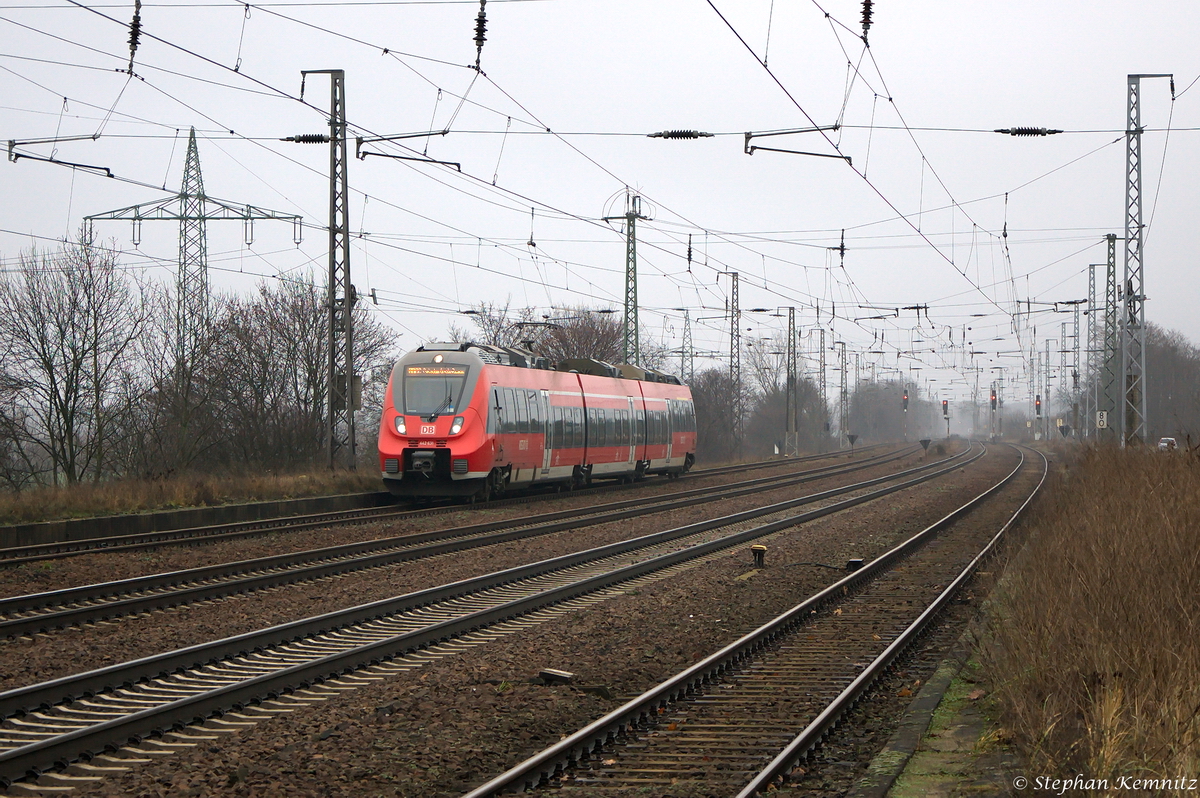 442 631-8 als RB22 (RB 28815) von Königs Wusterhausen nach Potsdam Griebnitzsee, bei der Einfahrt in Saarmund. 06.01.2015