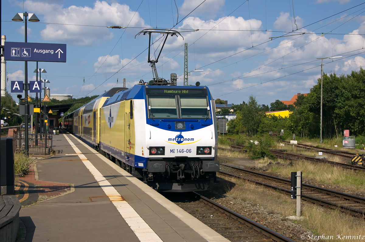 ME 146-06  Winsen (Luhe)  (146 506-1) metronom Eisenbahngesellschaft mbH mit dem metronom (ME 82126) von Uelzen nach Hamburg Hbf in Uelzen. 31.07.2014