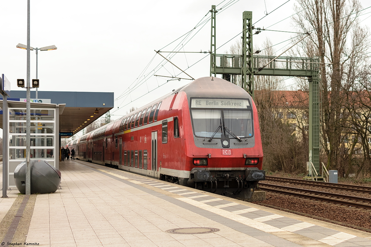 RB 10 (RB 18511) von Brieselang nach Berlin Südkreuz in Berlin Jungfernheide. Gezogen hatte die 143 242-6. 06.02.2020