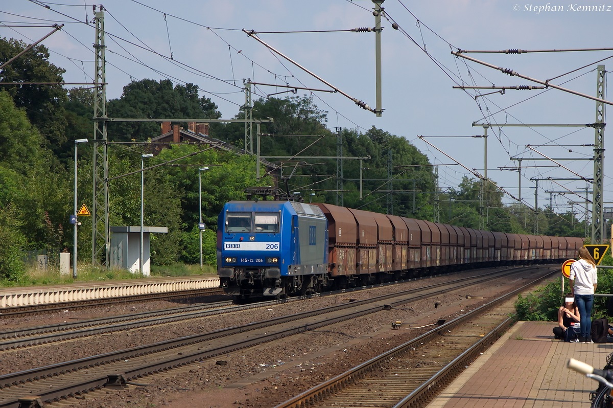 RBH 206 (145 102-0) RBH Logistics GmbH mit einem Falns Ganzzug in Niederndodeleben und fuhr in Richtung Braunschweig weiter. 08.08.2014