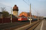 185 056-9 DB Schenker Rail Deutschland AG mit einem CD-Cargo Containerzug, bei der Durchfahrt in Rathenow und fuhr in Richtung Stendal weiter.