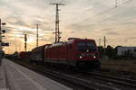 stendal/790144/187-203-db-cargo-ag-mit 187 203 DB Cargo AG mit einem gemischtem Güterzug in Stendal. 06.09.2022