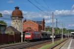 152 056-8 DB Schenker Rail Deutschland AG mit einem gemischtem Gterzug in Rathenow, in Richtung Stendal unterwegs.