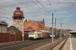 152 196-2 ITL - Eisenbahngesellschaft mbH mit einem Containerzug in Rathenow und fuhr in Richtung Stendal weiter. 15.04.2013