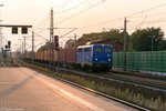 140 876-4 EGP - Eisenbahngesellschaft Potsdam mbH mit dem Containerzug DGS 90979 von Hamburg nach Berlin in Rathenow.