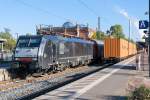 ES 64 F4 - 458 (5170 032-4) MRCE Dispolok GmbH für DB Schenker Rail Deutschland AG mit einem gemischtem Güterzug in Uelzen und fuhr weiter in Richtung Celle.