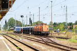 BBL 09 (203 122-7) & BBL 12 (203 156-5) BBL Logistik GmbH mit einem Schotterzug in Stendal und fuhren weiter in Richtung Wolfsburg.
