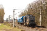 Locon 218 (203 124-3) mit einem kurzem Güterzug in Nennhausen und fuhr weiter in Richtung Wustermark. 15.03.2020