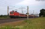 112 118-5 mit dem DPN 2671  Kreuzfahrersonderzug  von Berlin Gesundbrunnen nach Warnemnde in Vietznitz. 17.06.2013