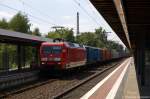 145 004-8 DB Schenker Rail Deutschland AG mit einem Containerzug, bei der Durchfahrt in Brandenburg und fuhr in Richtung Werder(Havel) weiter. 17.07.2014
