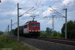 155 107-6 DB Schenker Rail Deutschland AG mit einem gemischtem Gterzug von Wittenberge nach Seddin in Vietznitz.