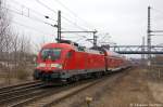 br-6182-siemens-es-64-u2/251195/182-009-mit-dem-re1-re 182 009 mit dem RE1 (RE 18122) von Frankfurt(Oder) nach Magdeburg Hbf, bei der Einfahrt in den Brandenburger Hbf. 28.02.2013