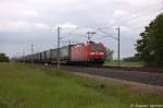 185 045-2 DB Schenker Rail Deutschland AG mit dem KLV  LKW-Walter  in Vietznitz und fuhr in Richtung Nauen weiter. 21.05.2013