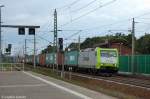 185 543-6 Captrain Deutschland GmbH fr ITL Eisenbahn GmbH mit einem Containerzug in Rathenow und fuhr in Richtung Wustermark weiter. 31.07.2012