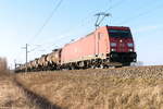 185 215-1 DB Cargo mit einem Kesselzug  Schwefel, geschmolzen  in Nennhausen und fuhr weiter in Richtung Wustermark. 17.01.2020