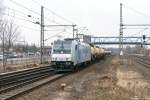 185 684-8 Railpool GmbH für RTB Cargo - Rurtalbahn Cargo GmbH mit einem Kesselzug im Brandenburger Hbf und fuhr weiter in Richtung Magdeburg. 08.03.2016