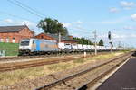 185 687-1 Railpool GmbH für HSL Logistik GmbH mit einem VW Transportzug in Großwudicke und fuhr weiter in Richtung Stendal.