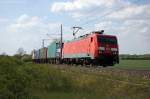 189 062-3 DB Schenker Rail Deutschland AG mit einem Container aus Richtung Salzwedel kommend in Stendal.