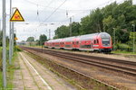 RE5 (RE 4358) von Elsterwerda nach Rostock Hbf, bei der Ausfahrt aus Baruth(Mark). Gezogen hatte die 112 111-0. 04.08.2016