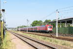 182 020 mit dem IRE 4273  Berlin-Hamburg-Express  von Hamburg Hbf nach Berlin Ostbahnhof in Großwudicke.