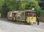 Bw 808 hinter Tw 10 am S-Bhf K�penick, 17.5.2009