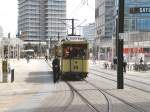 Tw 10 mit Beiwagen auf dem Alexanderplatz, 12.7.2009 Berlin