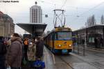 T4D-M1 2148 LVB - Leipziger Verkehrsbetriebe auf der Linie 1 von Mockau Post nach Lausen an der Straenbahn Haltestelle Leipzig Hauptbahnhof. 19.01.2013