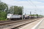 193 560-0 DB Cargo mit einem Containerzug in Wusterwitz und fuhr weiter in Richtung Brandenburg. 20.08.2020